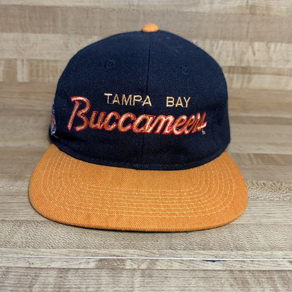 Vintage Sports Specialties Tampa Bay Buccaneers Hat Snapback NFL Black Wool